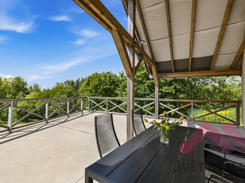 Prodej domu 300 m², pozemek 1066 m²