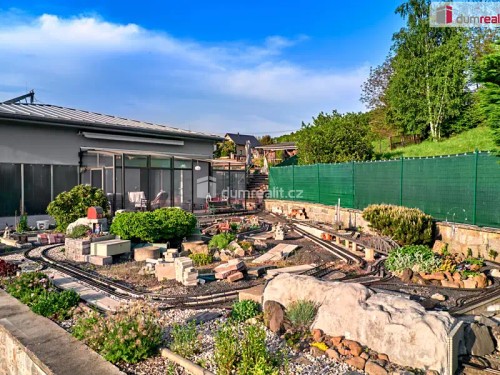 Prodej vily 296 m², pozemek 3134 m²