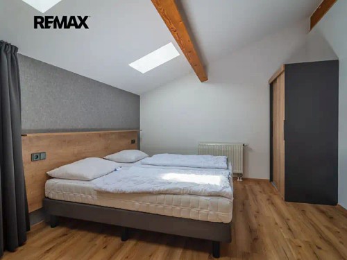 Prodej bytu 4+kk 102 m²