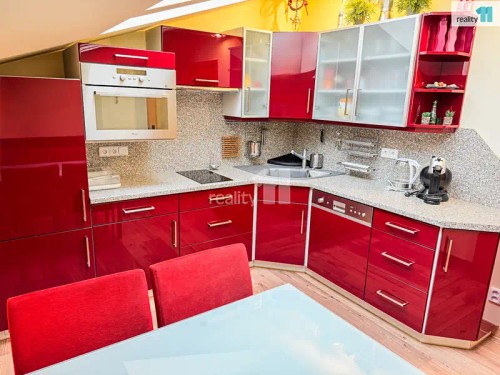 Prodej bytu 2+1 61 m²