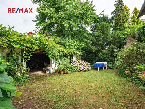 Prodej domu 220 m², pozemek 993 m²