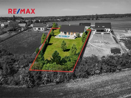 Prodej stavebního pozemku 3036 m²