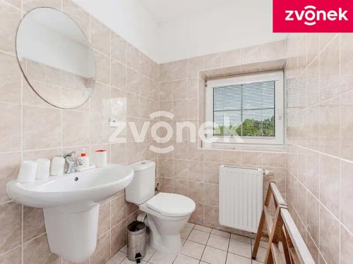 Prodej domu 400 m², pozemek 4200 m²