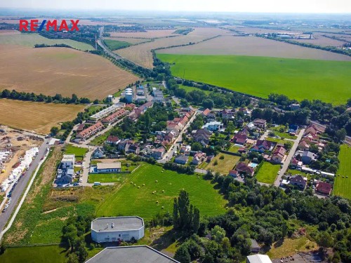 Prodej stavebního pozemku 697 m²