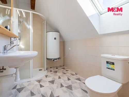 Prodej zemědělské usedlosti 245 m², pozemek 13625 m²