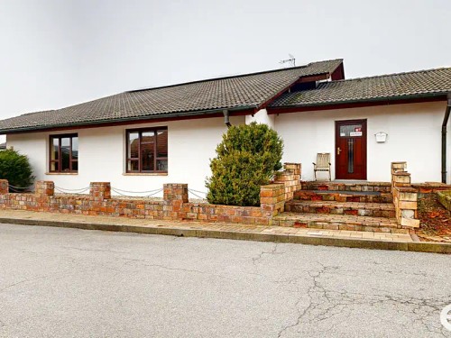 Prodej domu 573 m², pozemek 1944 m²