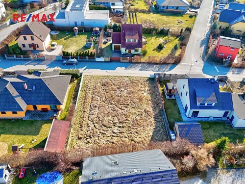 Prodej stavebního pozemku 596 m²