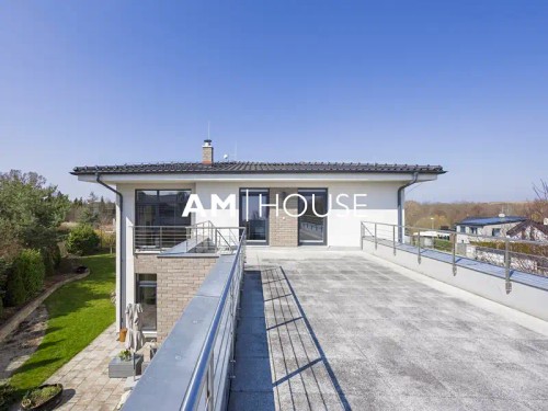 Prodej domu 330 m², pozemek 1277 m²