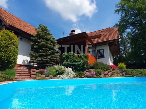 Prodej domu 268 m², pozemek 1827 m²