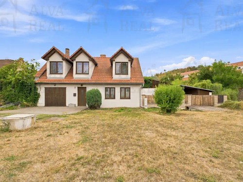 Prodej domu 141 m², pozemek 984 m²