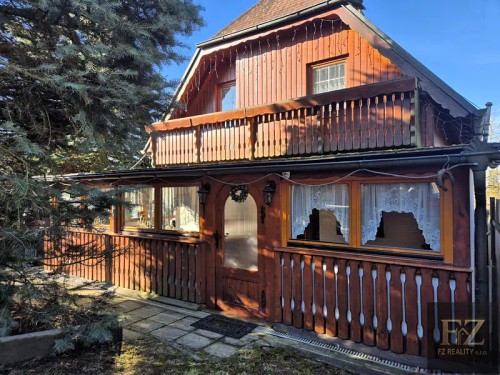 Prodej domu 400 m², pozemek 934 m²