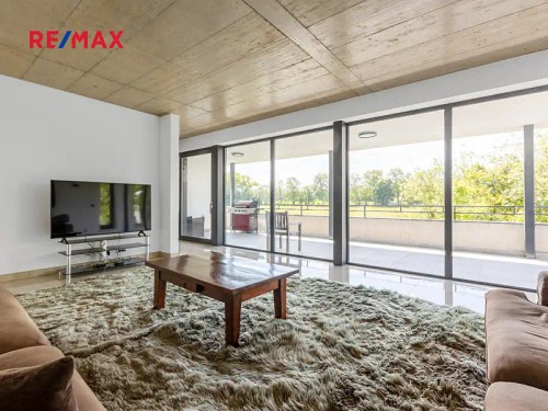 Prodej vily 330 m², pozemek 600 m²