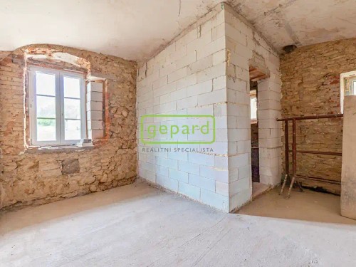 Prodej domu 388 m², pozemek 3321 m²