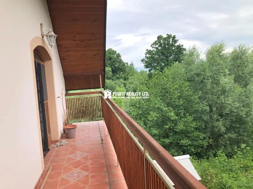 Prodej domu 792 m², pozemek 17934 m²