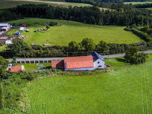Prodej domu 250 m², pozemek 1469 m²