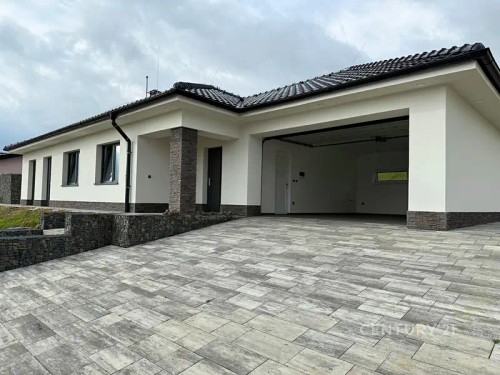 Prodej domu 180 m², pozemek 881 m²