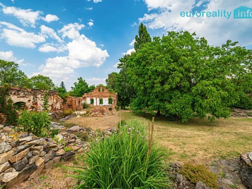 Prodej stavebního pozemku 4514 m²