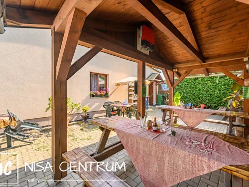 Prodej domu 272 m², pozemek 976 m²