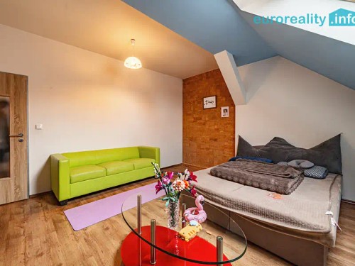 Prodej domu 229 m², pozemek 588 m²