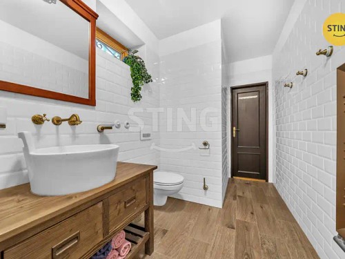 Prodej domu 198 m², pozemek 2043 m²