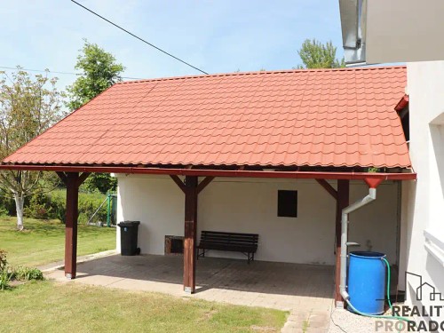 Prodej chalupy 276 m², pozemek 233 m²