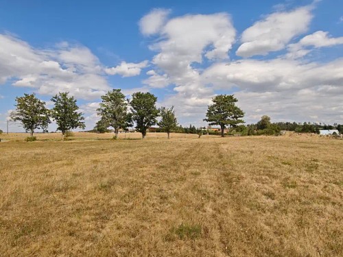 Prodej stavebního pozemku 2400 m²