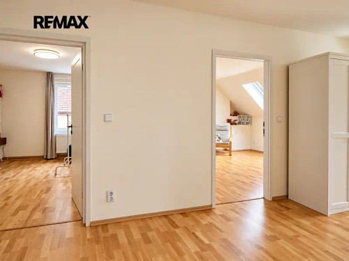 Prodej domu 272 m², pozemek 143 m²