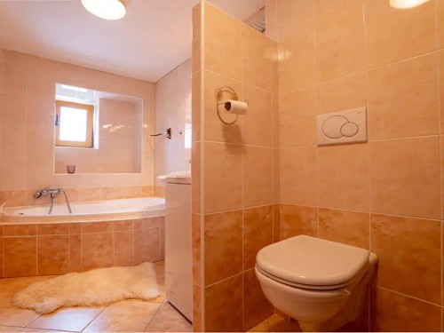 Prodej chalupy 90 m², pozemek 76 m²