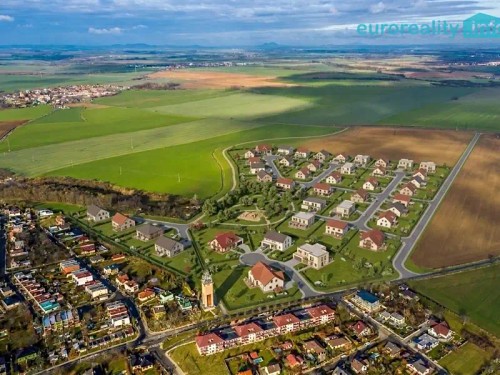 Prodej stavebního pozemku 661 m²