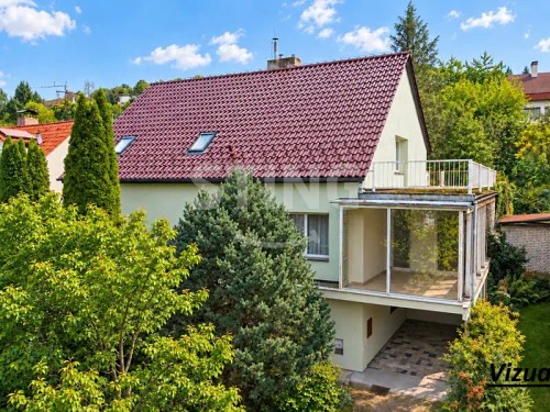 Prodej domu 400 m², pozemek 852 m²