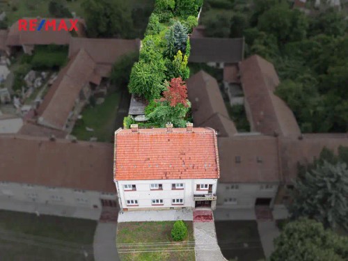 Prodej domu 220 m², pozemek 993 m²