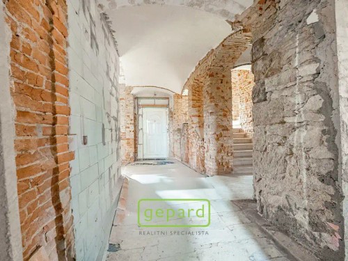Prodej domu 388 m², pozemek 3321 m²