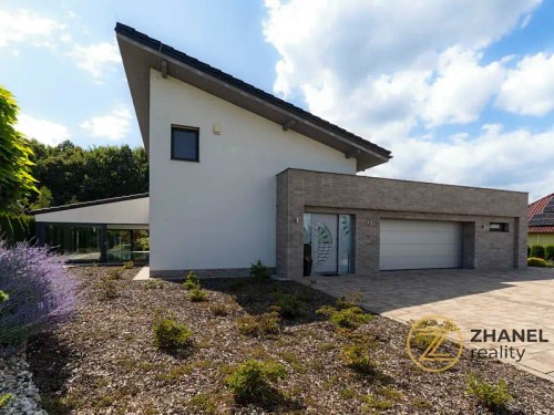 Prodej domu 351 m², pozemek 1603 m²