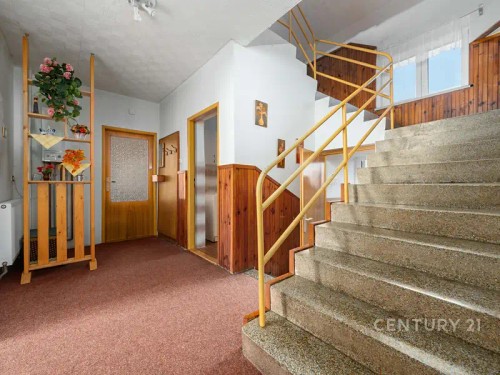 Prodej domu 184 m², pozemek 1368 m²