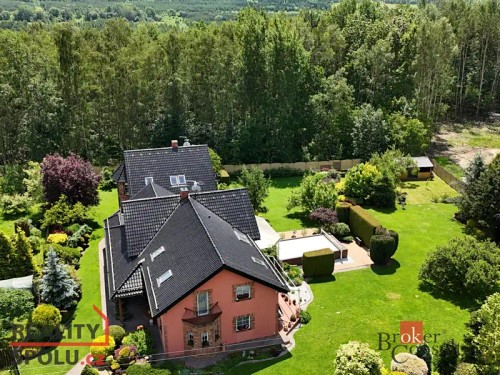 Prodej domu 300 m², pozemek 2646 m²