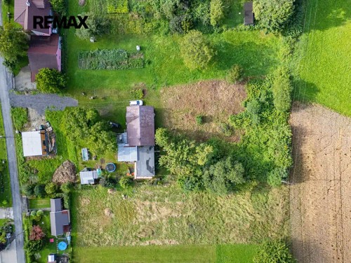 Prodej stavebního pozemku 1228 m²