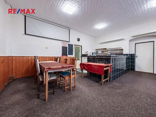 Prodej domu 670 m², pozemek 1786 m²