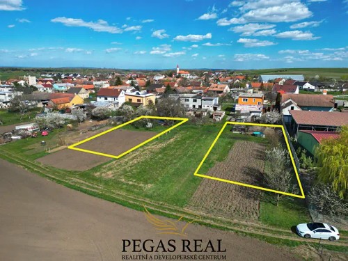 Prodej stavebního pozemku 1635 m²