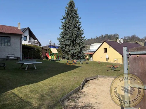 Prodej stavebního pozemku 1825 m²
