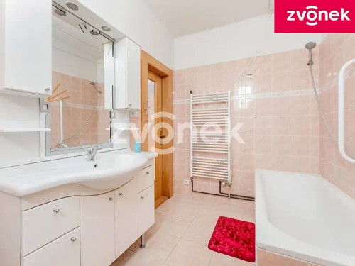 Prodej domu 220 m², pozemek 559 m²