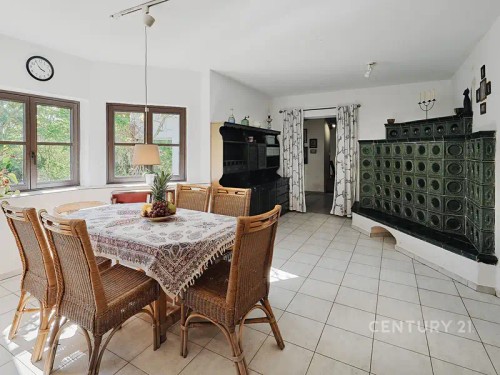 Prodej domu 378 m², pozemek 1900 m²