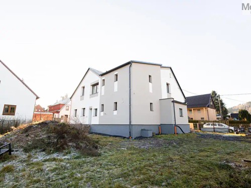 Prodej domu 330 m², pozemek 1487 m²