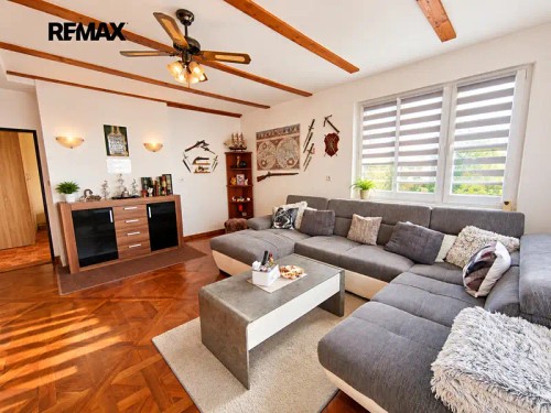 Prodej domu 230 m², pozemek 830 m²