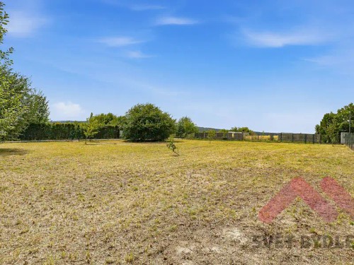 Prodej stavebního pozemku 1597 m²