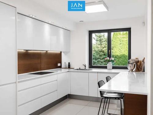 Prodej domu 385 m², pozemek 1560 m²