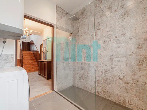 Prodej domu 250 m², pozemek 661 m²