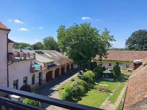 Prodej domu 454 m², pozemek 164 m²