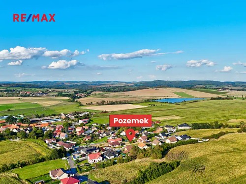 Prodej stavebního pozemku 1054 m²