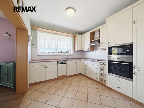 Prodej domu 194 m², pozemek 766 m²
