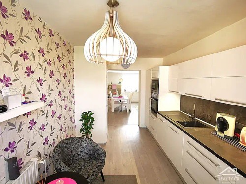 Prodej domu 328 m², pozemek 438 m²